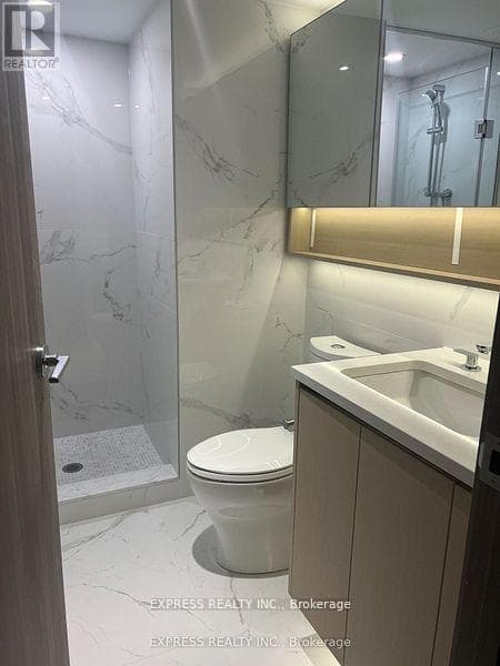 Toronto (Waterfront Communities) — Toronto (Waterfront Communities) - Main photo