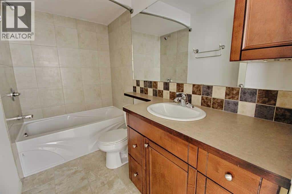 Lethbridge — Lethbridge - Photo 3 of 25