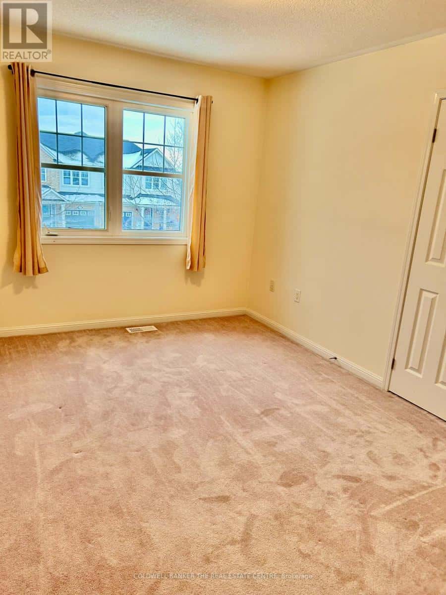 New Tecumseth (Alliston) — New Tecumseth (Alliston) - Photo 4 of 20