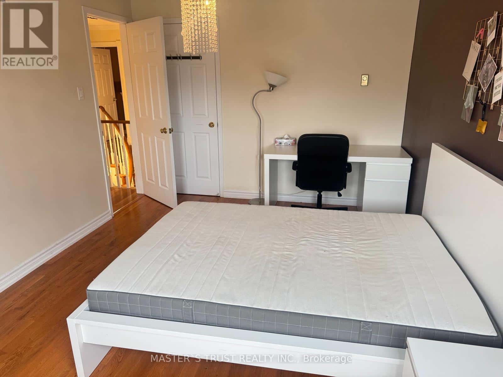 Mississauga (Hurontario) — Mississauga (Hurontario) - Photo 4 of 24