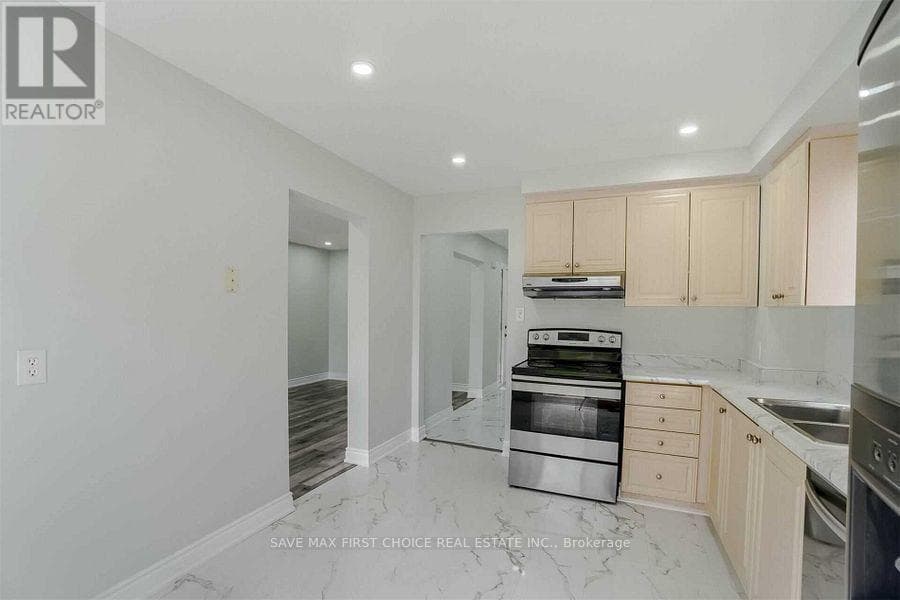 Brampton (Brampton North) — Brampton (Brampton North) - Main photo