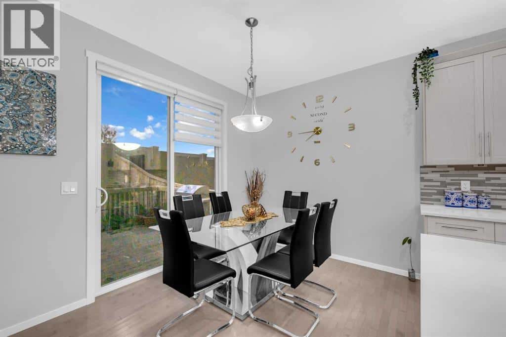 Calgary — Calgary - Photo 4 of 47