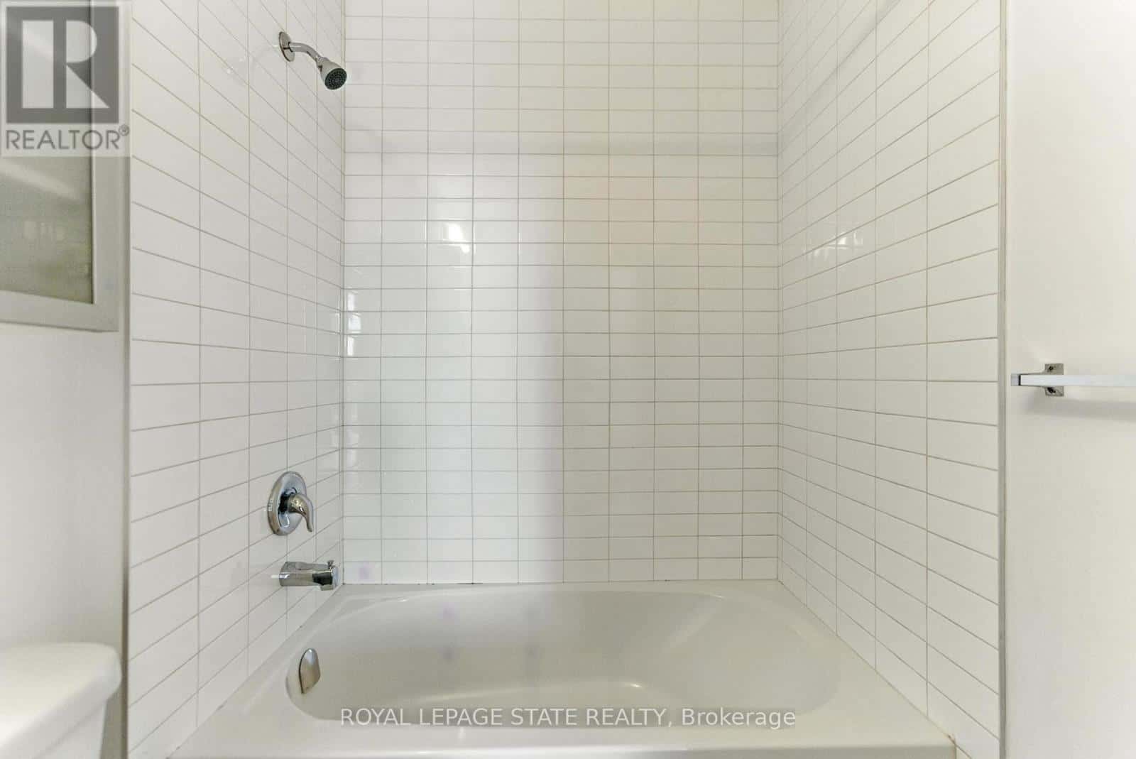 Hamilton (Durand) — Hamilton (Durand) - Photo 3 of 35