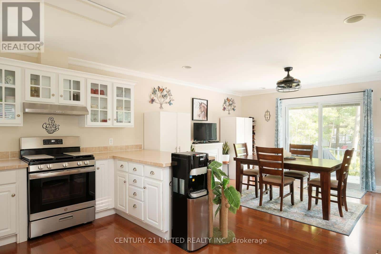 Curve Lake First Nation 35 (Curve Lake First Nation) — Curve Lake First Nation 35 (Curve Lake First Nation) - Photo 2 of 31