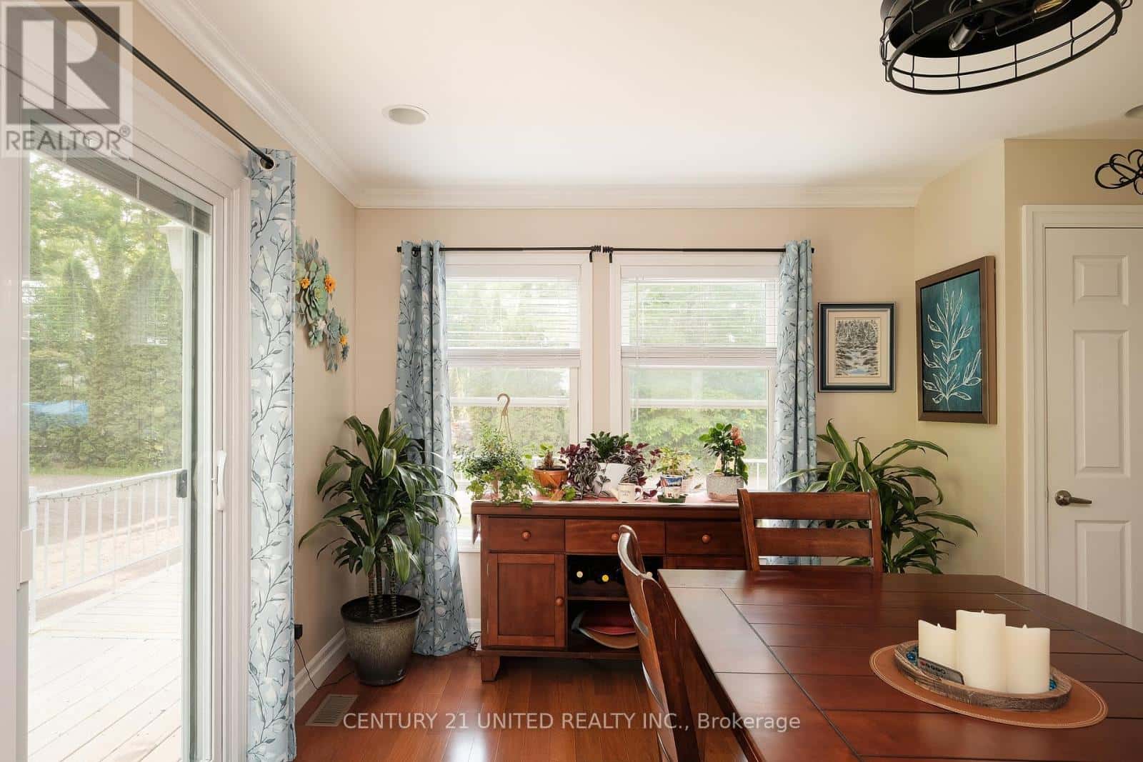 Curve Lake First Nation 35 (Curve Lake First Nation) — Curve Lake First Nation 35 (Curve Lake First Nation) - Photo 4 of 31