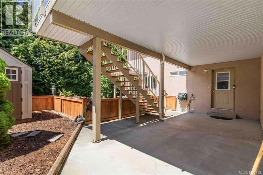 Central Saanich — Central Saanich - Photo 4 of 44