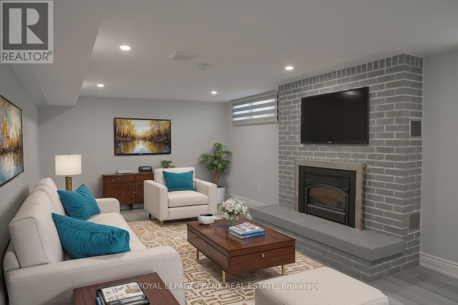 1 CRESCENT COURT — Kawartha Lakes (Lindsay) - Main photo