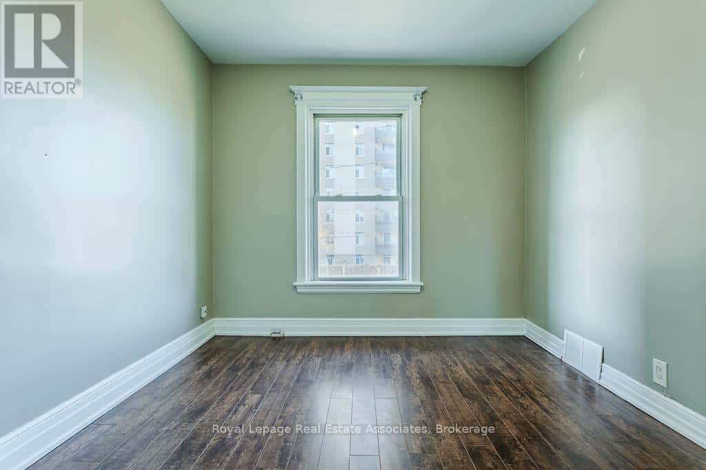 Hamilton (Gibson) — Hamilton (Gibson) - Photo 2 of 17