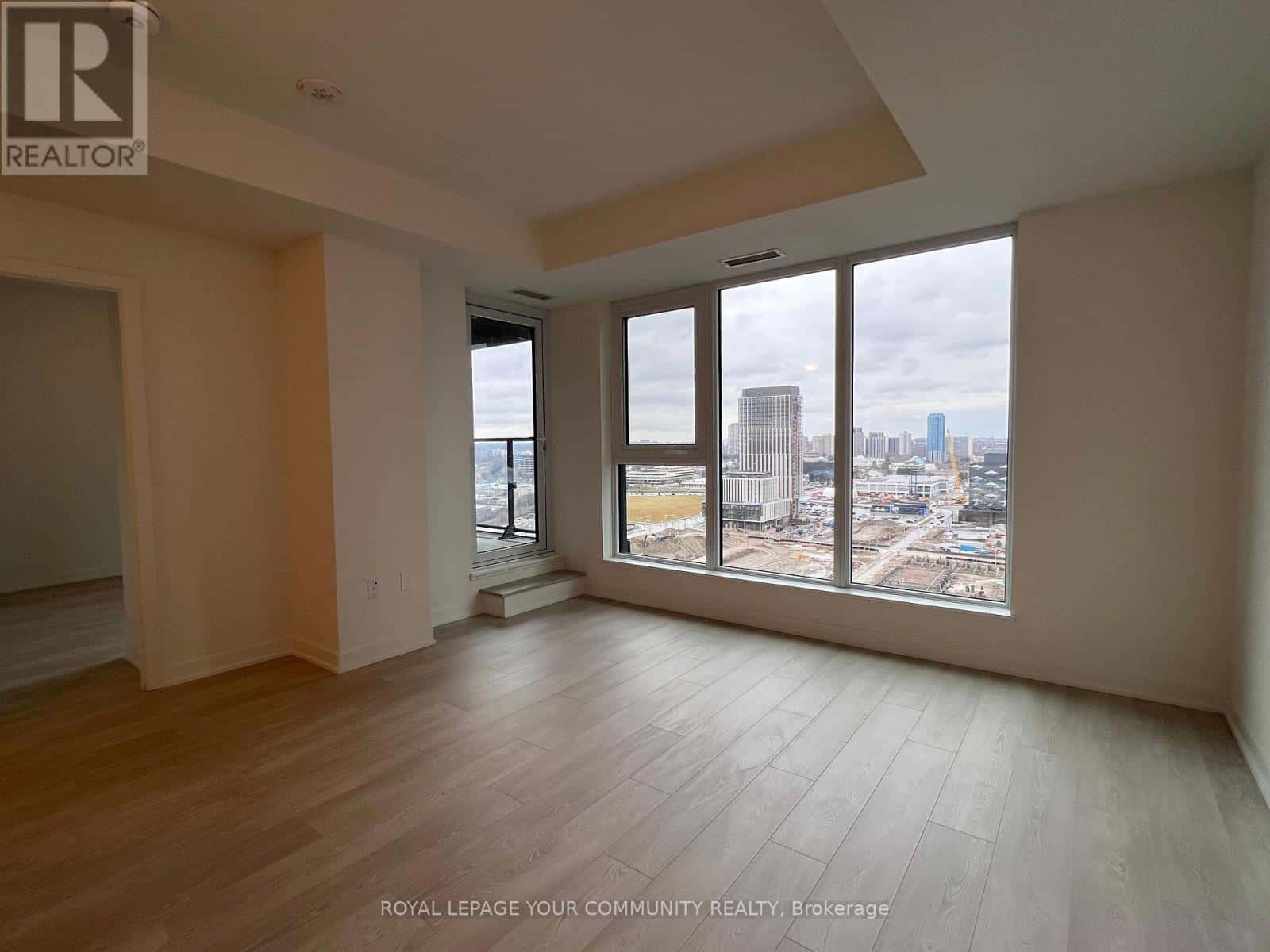 Toronto (Banbury-Don Mills) — Toronto (Banbury-Don Mills) - Photo 3 of 36