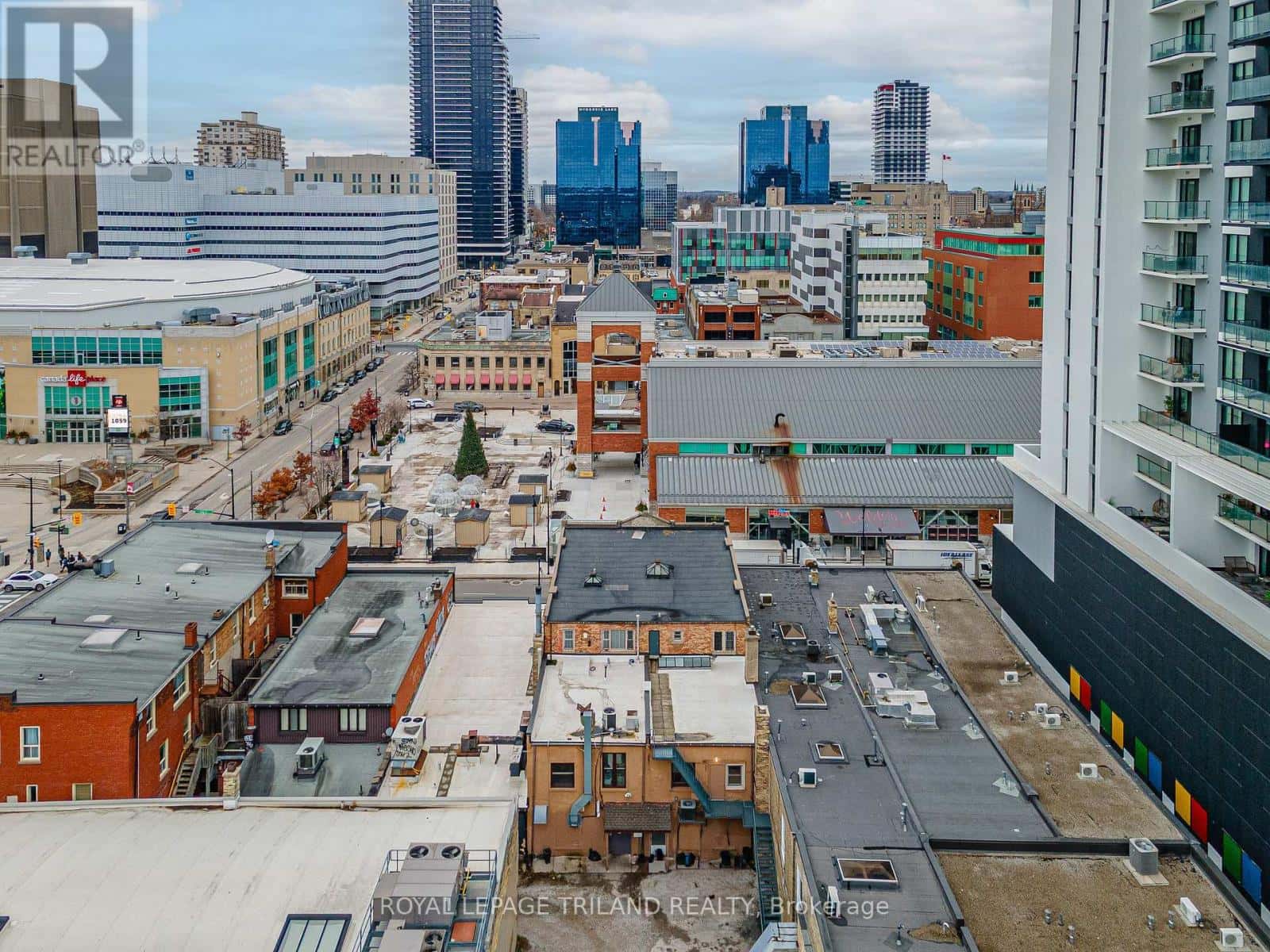 121 KING STREET — London East (East K) - Photo 4 of 18