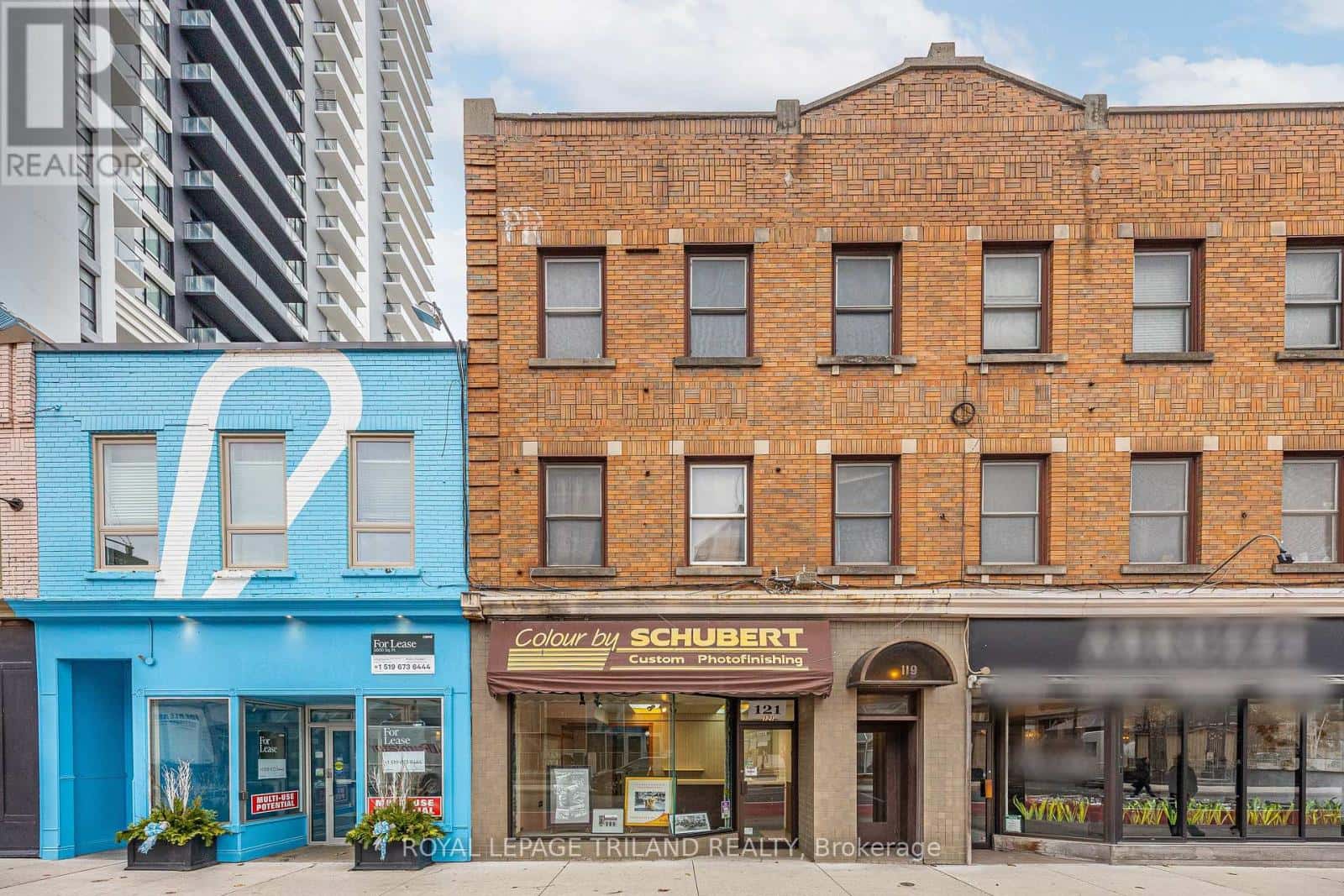 121 KING STREET — London East (East K) - Photo 3 of 18