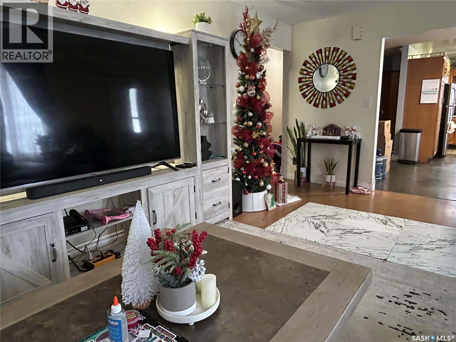 Estevan — Estevan - Photo 5 of 36