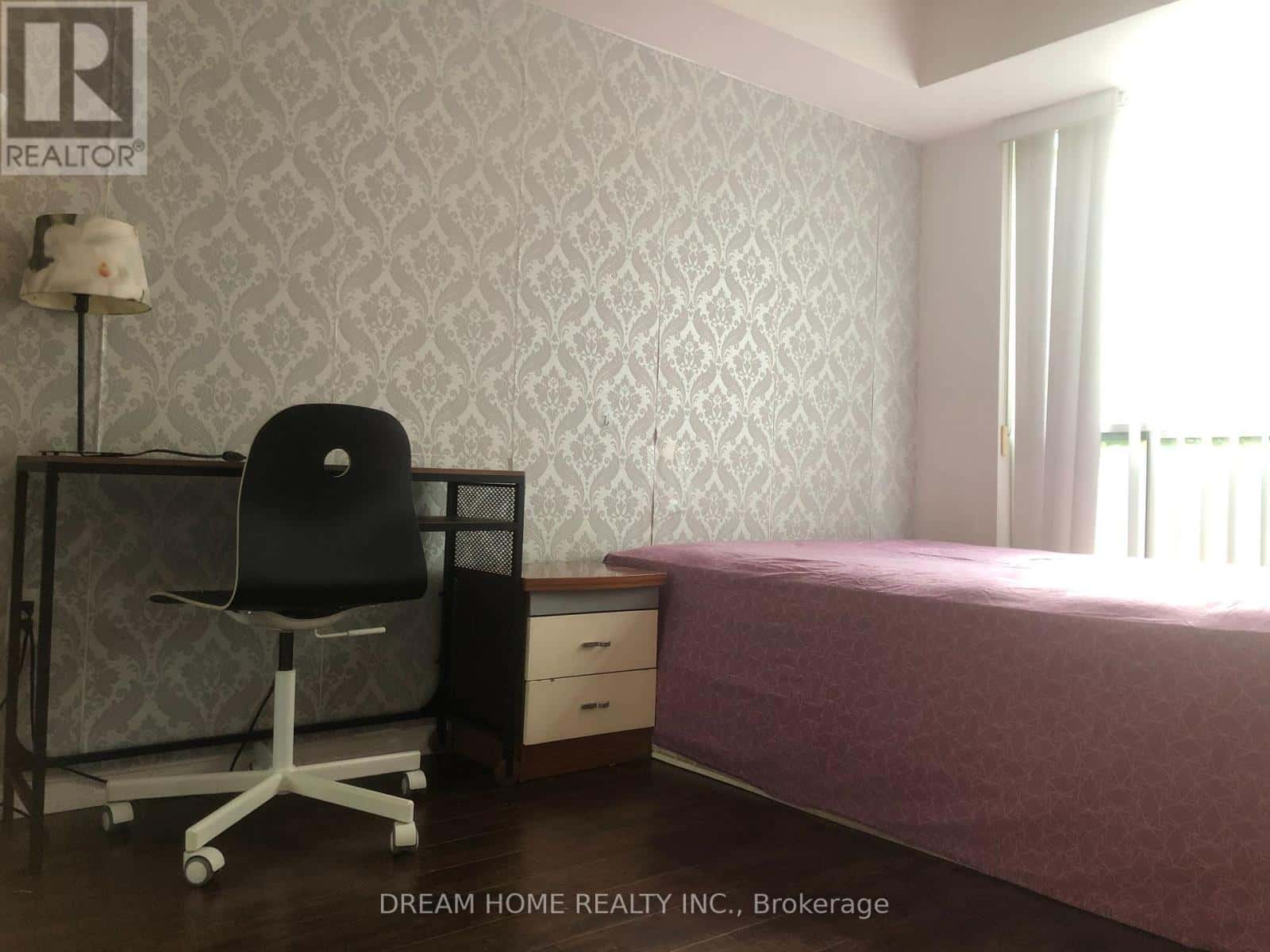 Toronto (Newtonbrook East) — Toronto (Newtonbrook East) - Photo 3 of 12