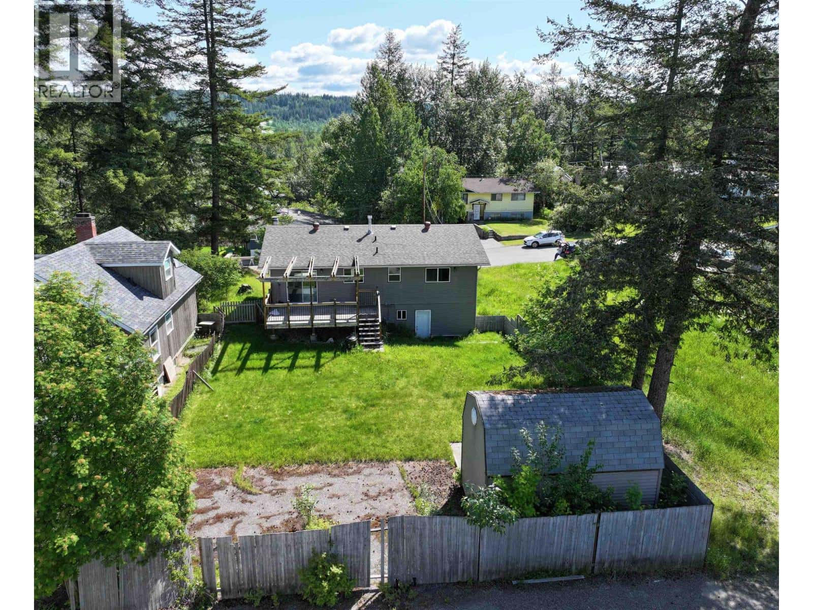 679 JONES STREET — Quesnel, British Columbia - Photo 5 of 34