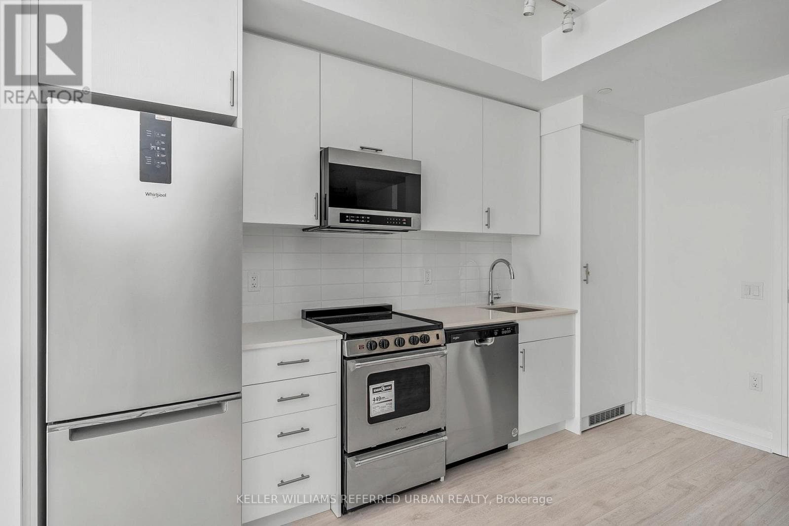 Oakville (JM Joshua Meadows) — Oakville (JM Joshua Meadows) - Main photo