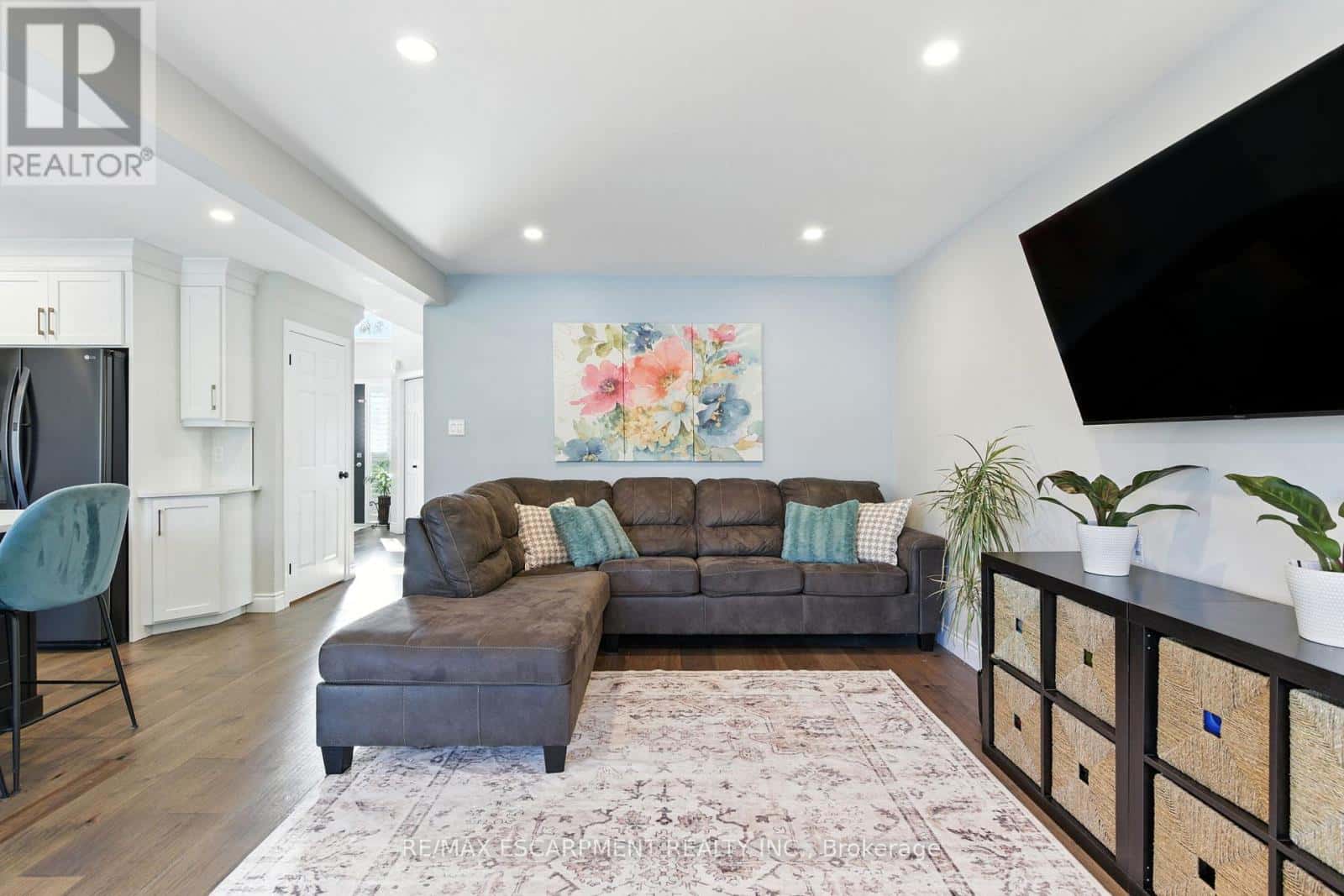 Haldimand — Haldimand - Photo 5 of 37