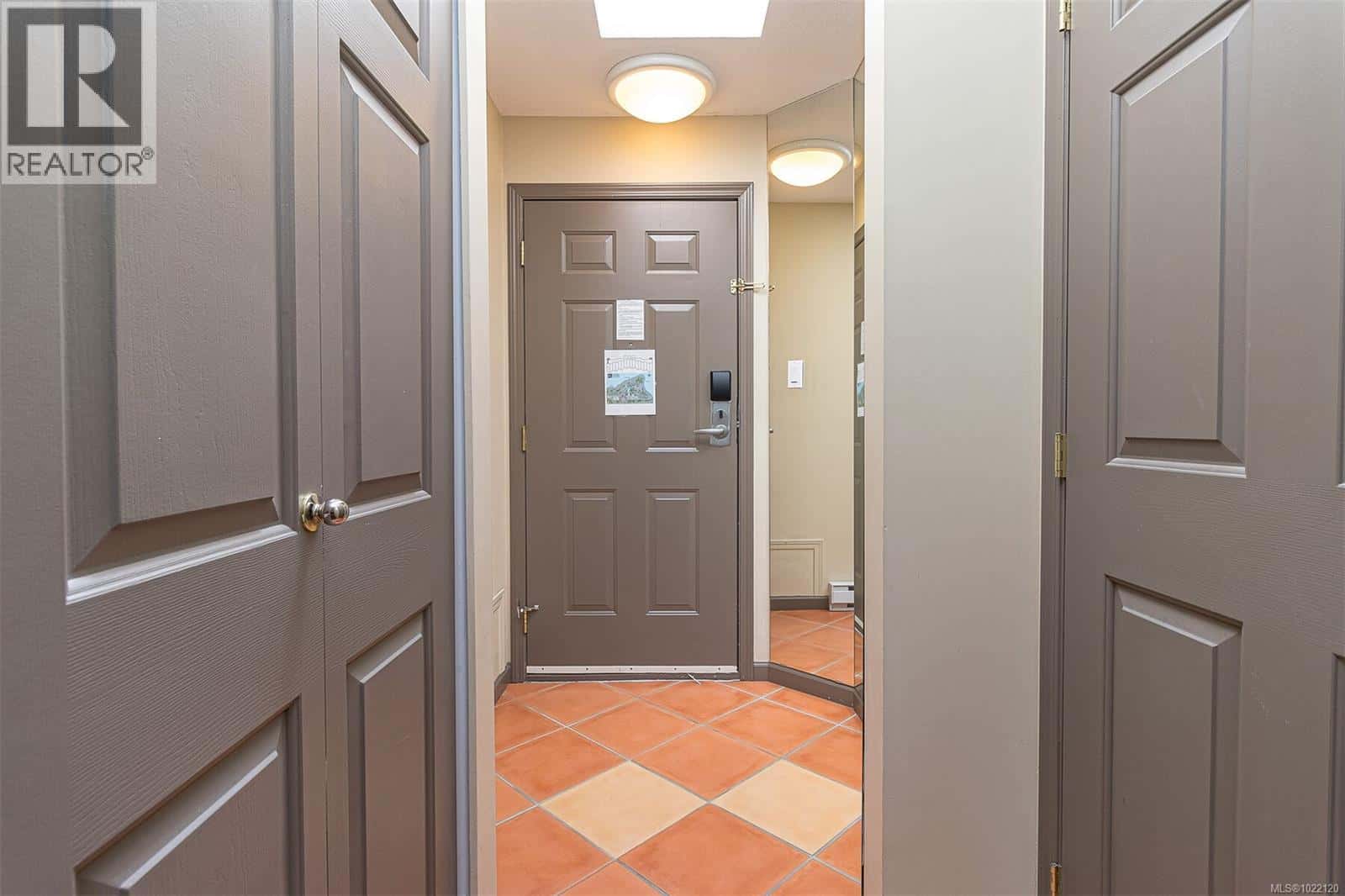 Nanoose Bay — Nanoose Bay - Photo 4 of 77