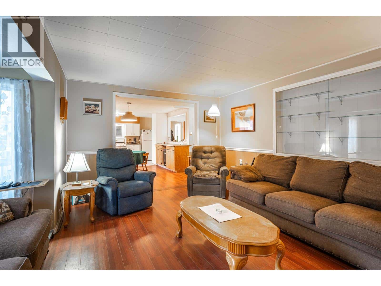 5714 Ponderosa Road — Falkland - Photo 4 of 41