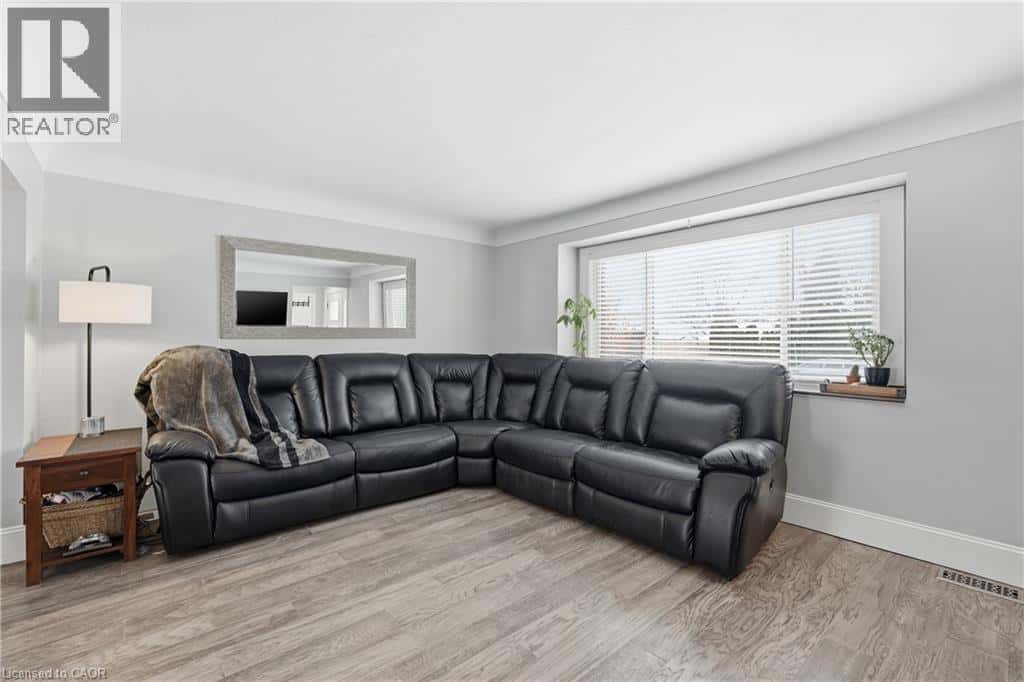 189 EAST 43RD Street — Hamilton - Photo 5 of 49