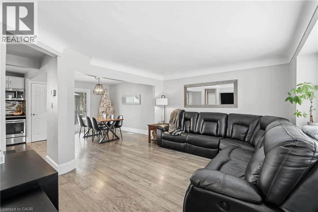 189 EAST 43RD Street — Hamilton - Photo 4 of 49