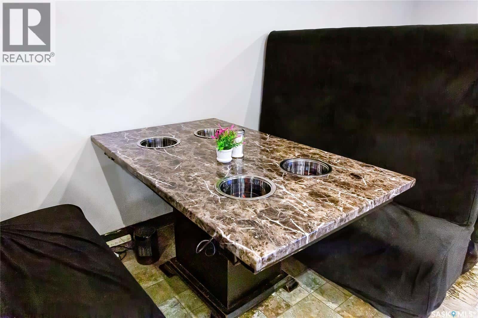 Saskatoon — Saskatoon - Photo 2 of 32