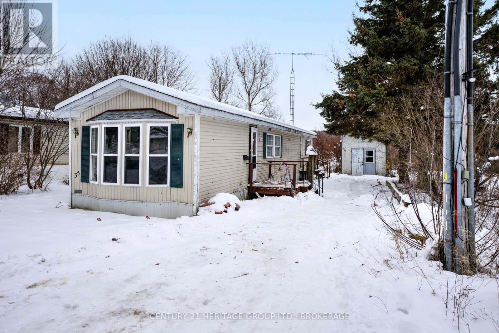 Leeds and the Thousand Islands — Leeds and the Thousand Islands - Photo 4 of 31