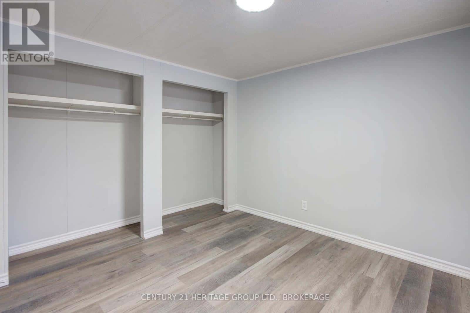 Leeds and the Thousand Islands — Leeds and the Thousand Islands - Photo 2 of 31