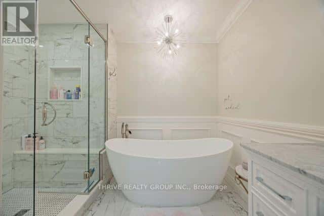 London North (North P) — London North (North P) - Photo 2 of 39