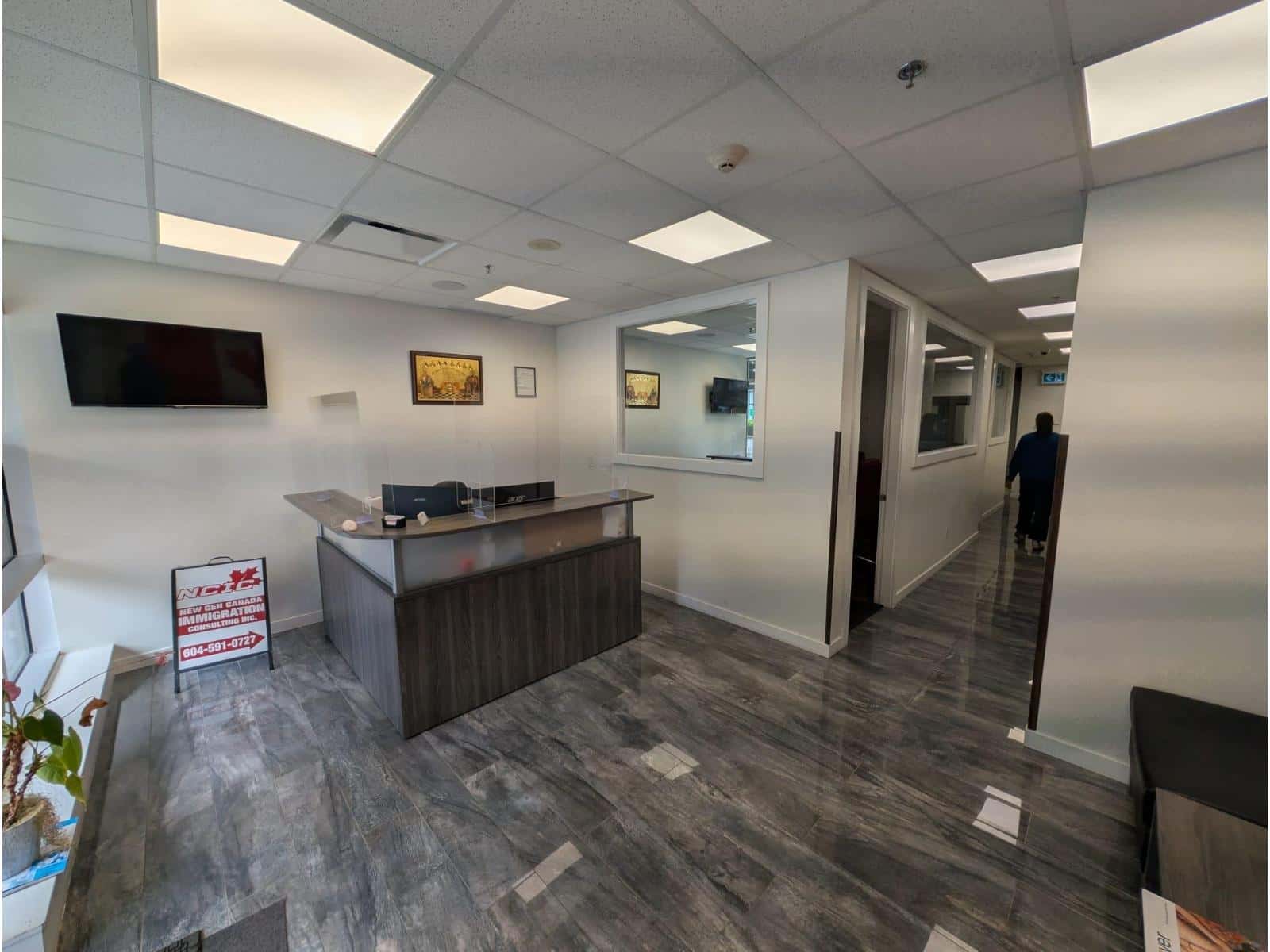 102 11957 80 AVENUE — Delta - Photo 2 of 13