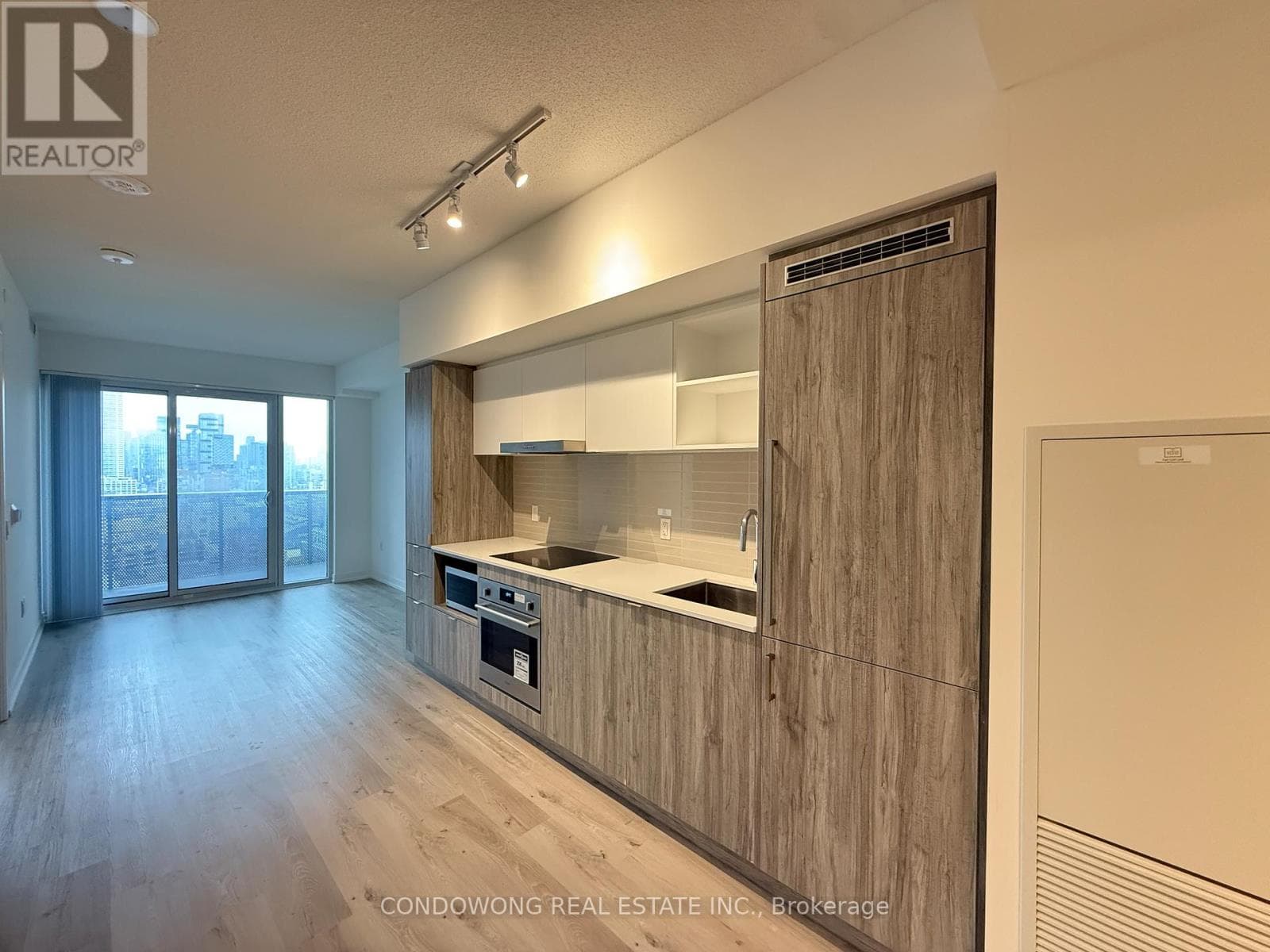 2102 - 138 DOWNES STREET — Toronto (Waterfront Communities) - Main photo