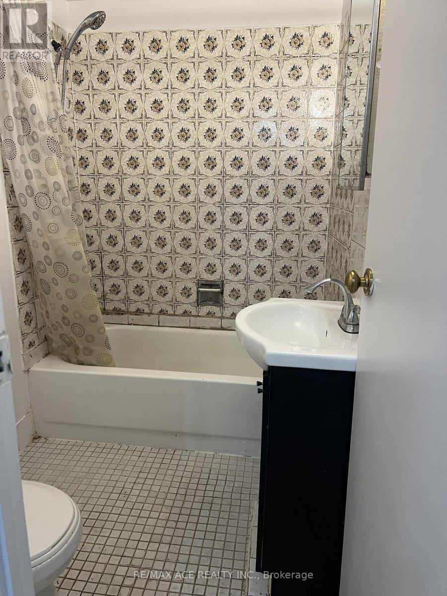 Toronto (Woburn) — Toronto (Woburn) - Photo 5 of 12