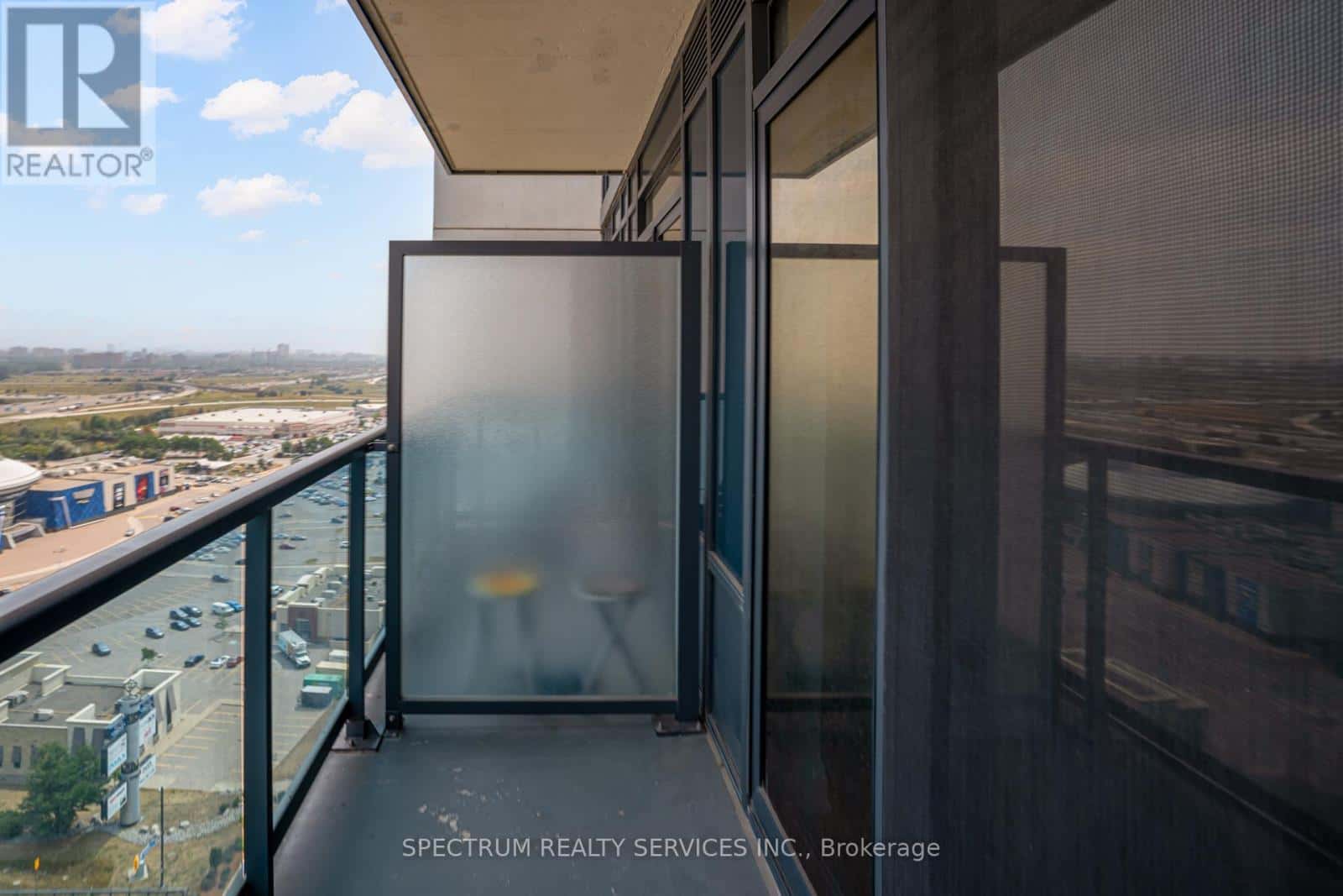 Vaughan (Vaughan Corporate Centre) — Vaughan (Vaughan Corporate Centre) - Photo 5 of 34