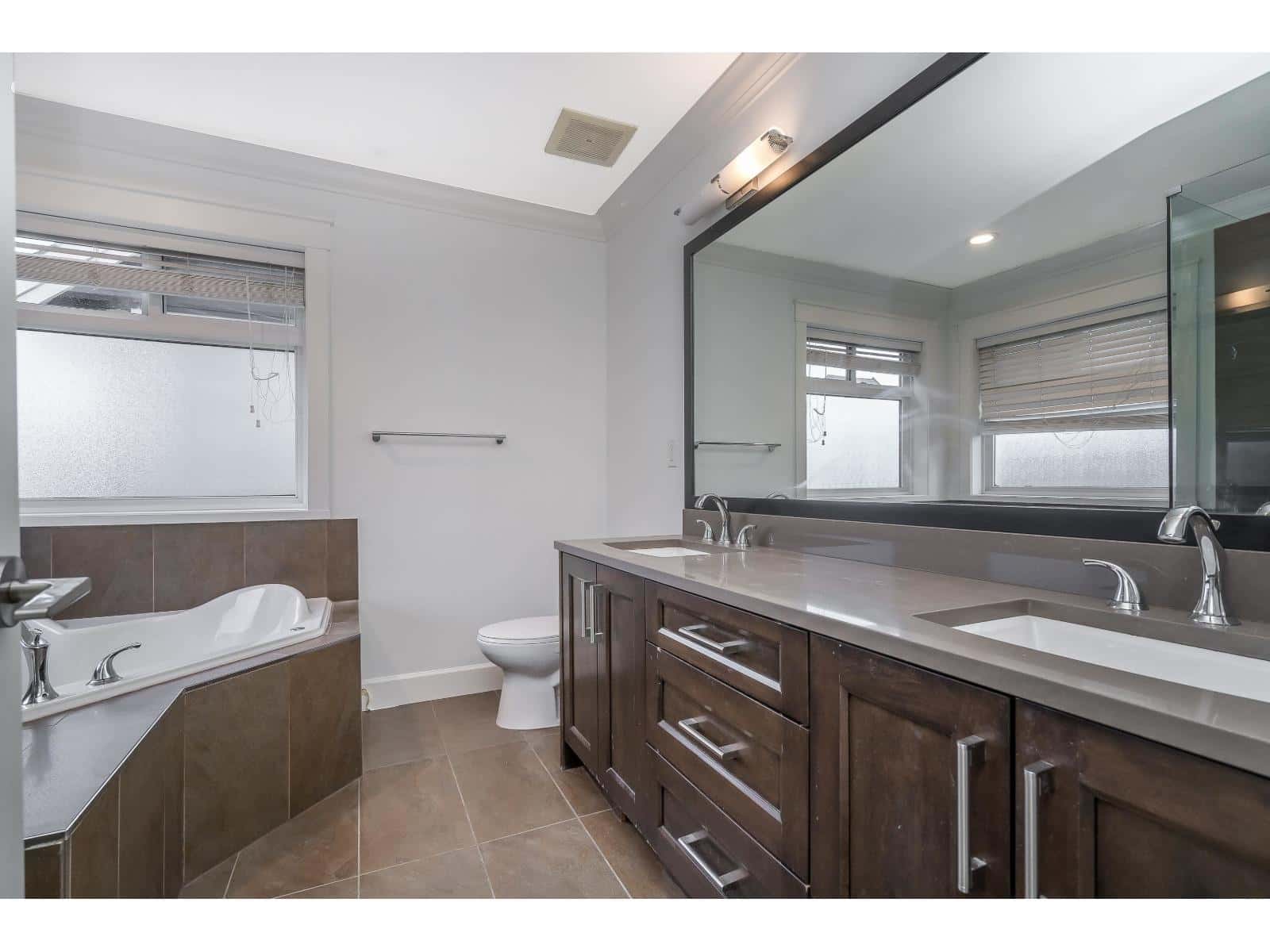 Surrey — Surrey - Photo 3 of 40