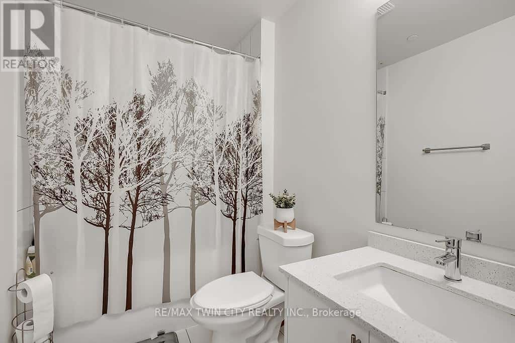 # 415 - 509 DUNDAS STREET W — Oakville (GO Glenorchy) - Photo 3 of 29