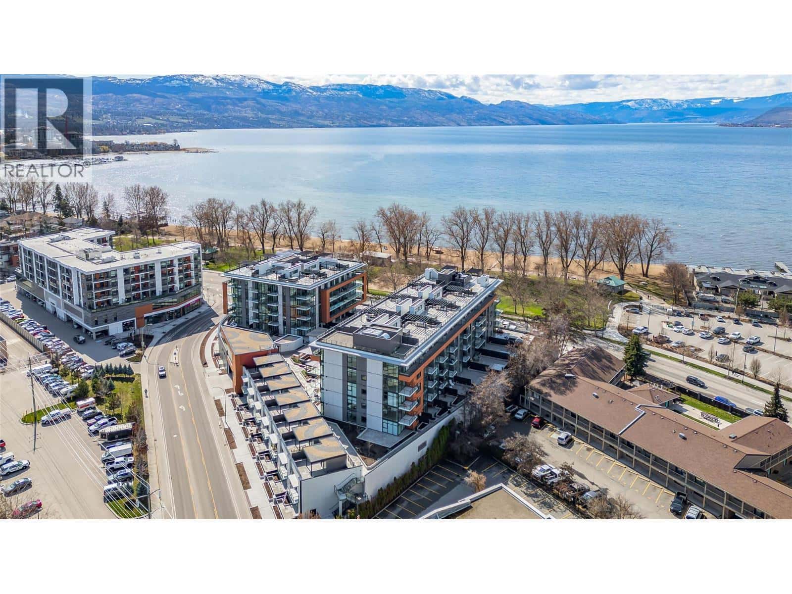 3409 Lakeshore Road Unit# PH S607 — Kelowna, British Columbia - Photo 4 of 71
