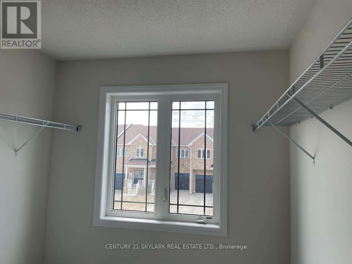 72 BAKER STREET — Thorold (Thorold Downtown) - Photo 5 of 11