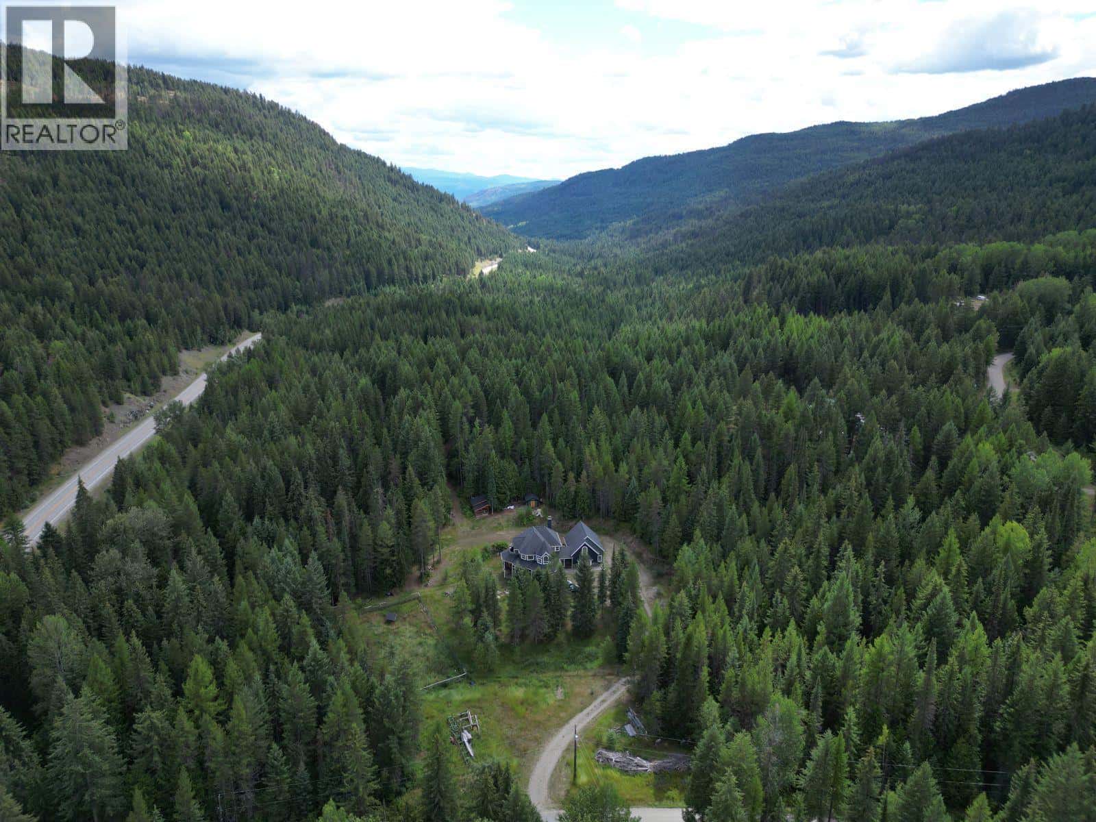 Grand Forks — Grand Forks - Photo 4 of 47