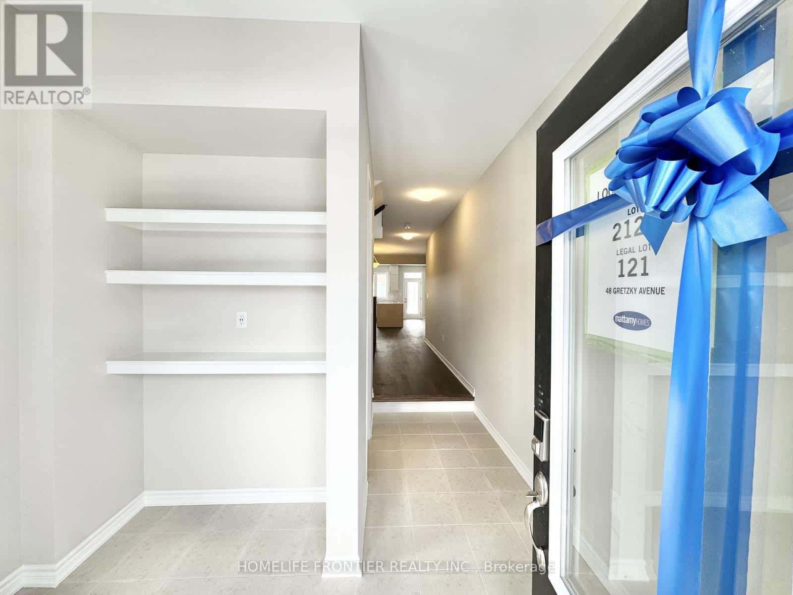 Barrie — Barrie - Photo 2 of 30