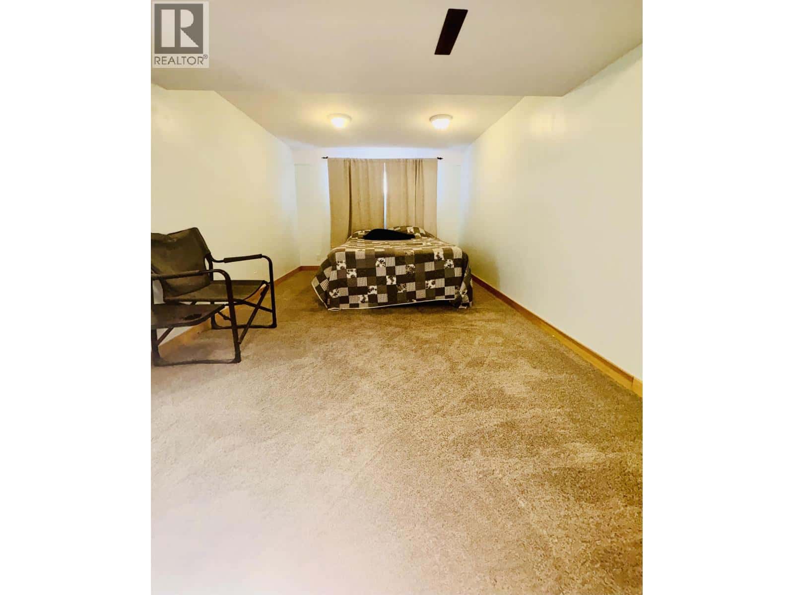 13 WREN STREET — Kitimat, British Columbia - Photo 5 of 17