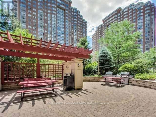 Mississauga (City Centre) — Mississauga (City Centre) - Photo 5 of 23