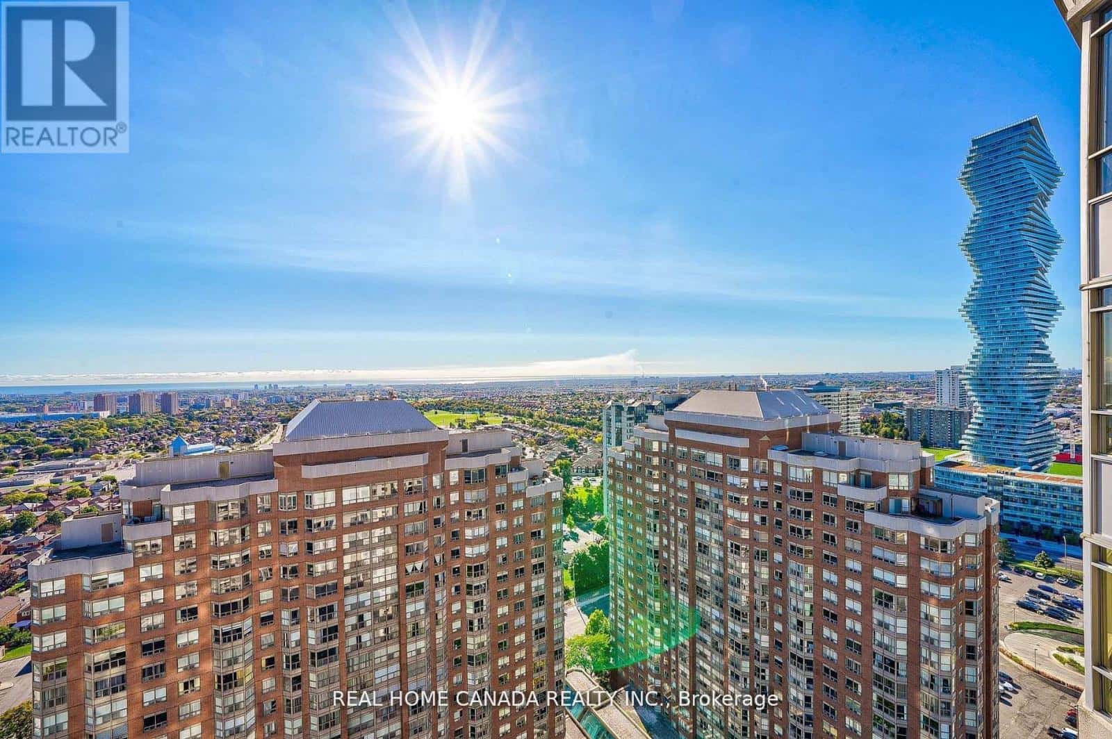 Mississauga (City Centre) — Mississauga (City Centre) - Photo 2 of 23