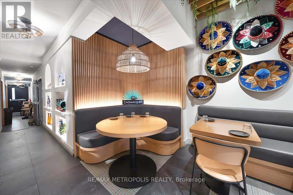 1226 KING STREET W — Toronto (South Parkdale) - Photo 5 of 17