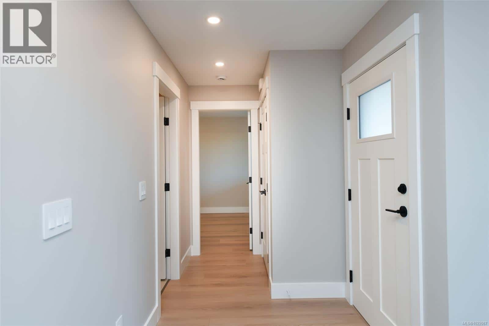 Courtenay — Courtenay - Photo 5 of 64