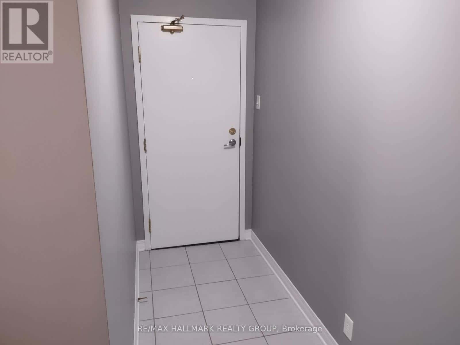 Ottawa — Ottawa - Photo 5 of 16