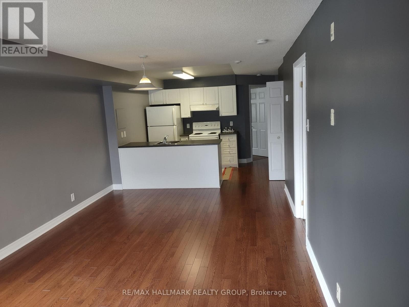 Ottawa — Ottawa - Main photo