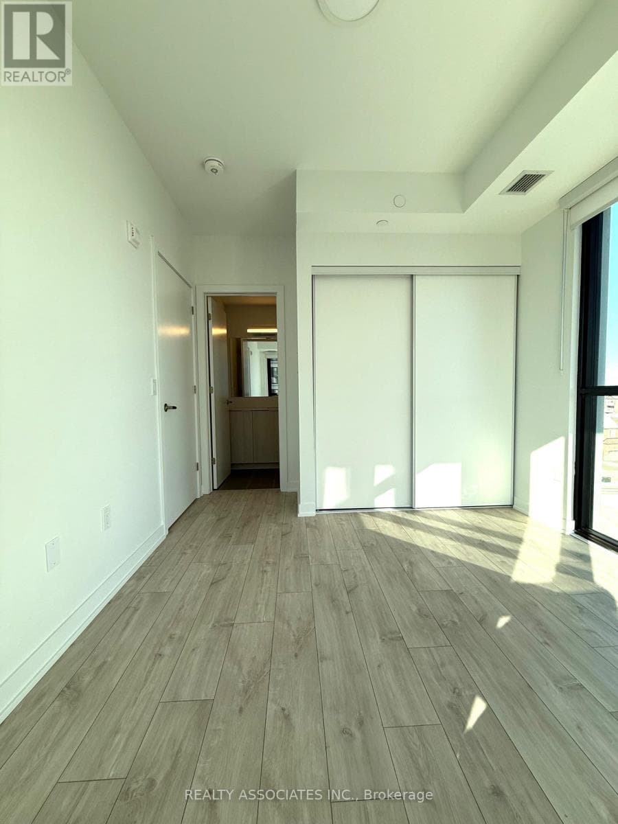 Milton (CB Cobban) — Milton (CB Cobban) - Main photo