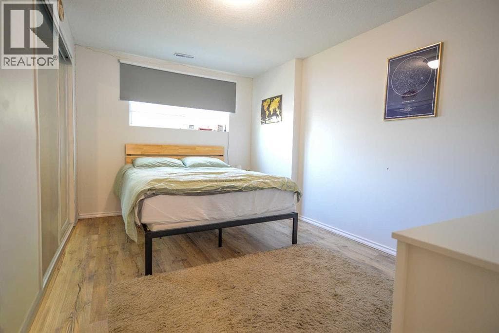 Calgary — Calgary - Main photo