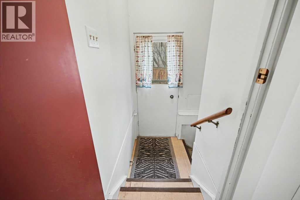 Calgary — Calgary - Main photo