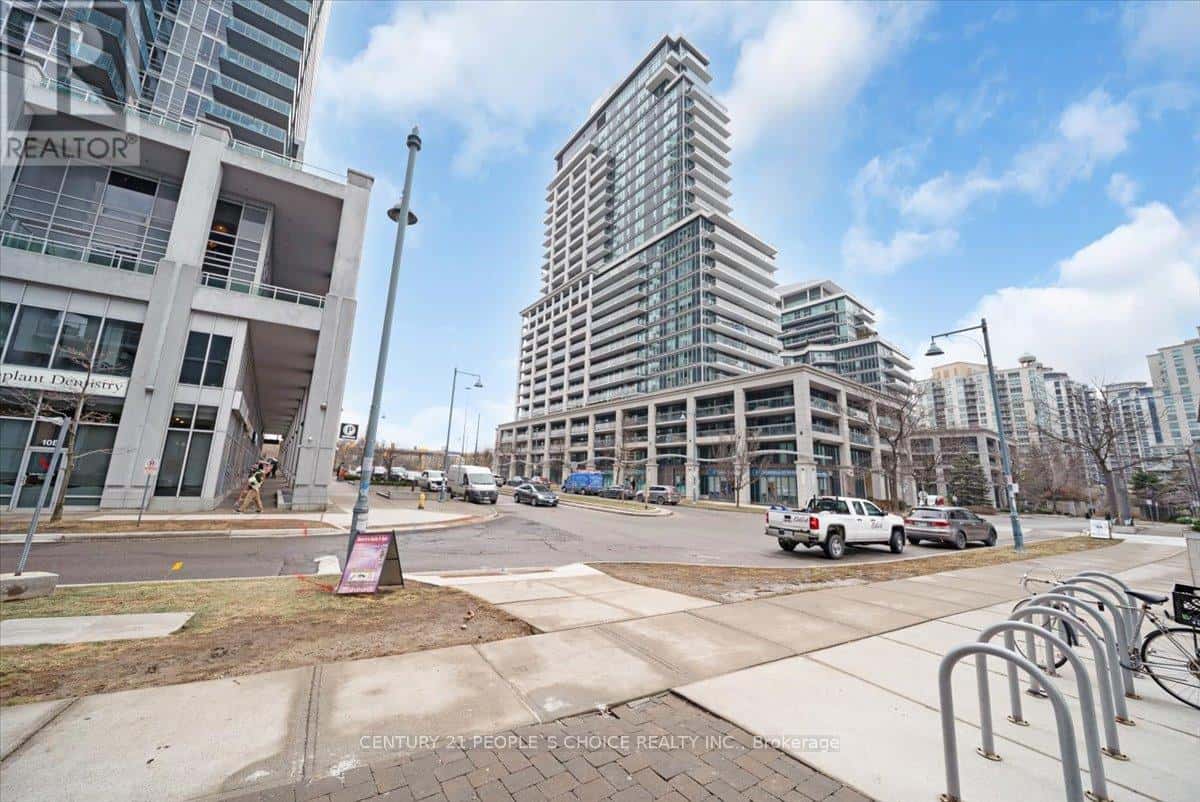 Toronto (Mimico) — Toronto (Mimico) - Photo 2 of 35