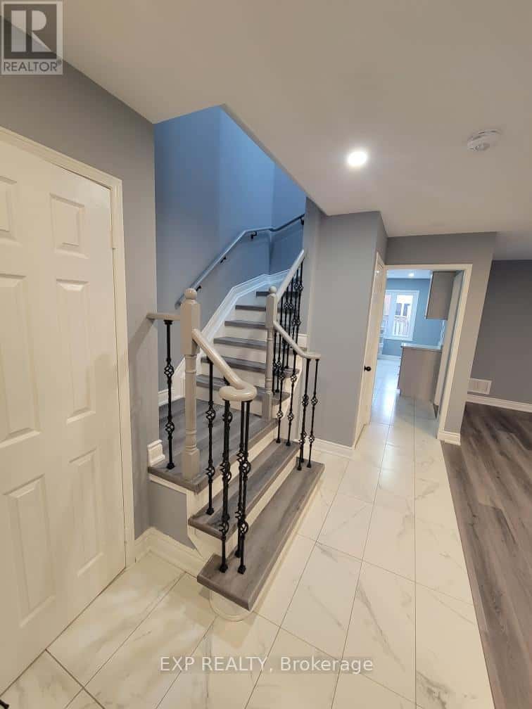 Brampton (Fletcher's West) — Brampton (Fletcher's West) - Photo 5 of 29